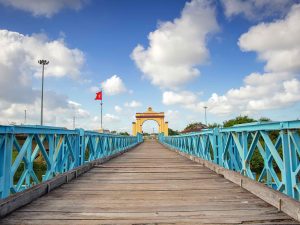 Hue City: DMZ - Khe Sanh 2 Days Trip